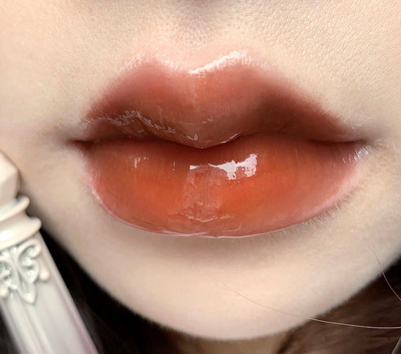 Qin Guang Clear Mirror Lip Lacquer Wish Bow Female Mirror Light Lasting White Mouth Red Lips Colored Clay