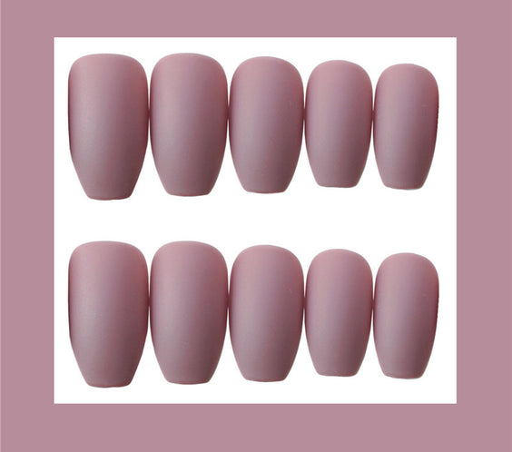 Wearable false nails