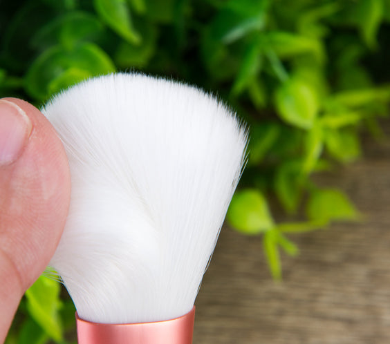12 makeup brushes