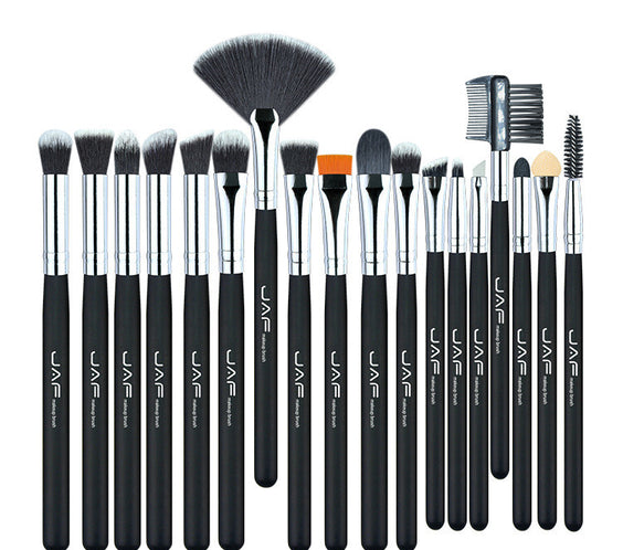 24 makeup brushes